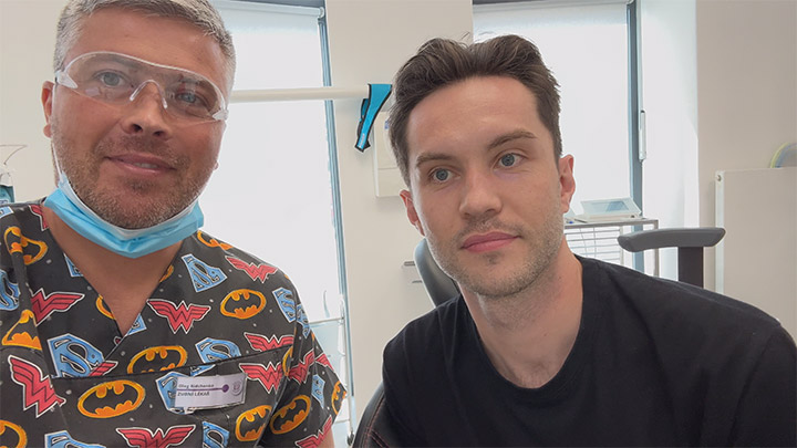 Zpětná vazba od pacienta po obnově všech zubů na implantátech